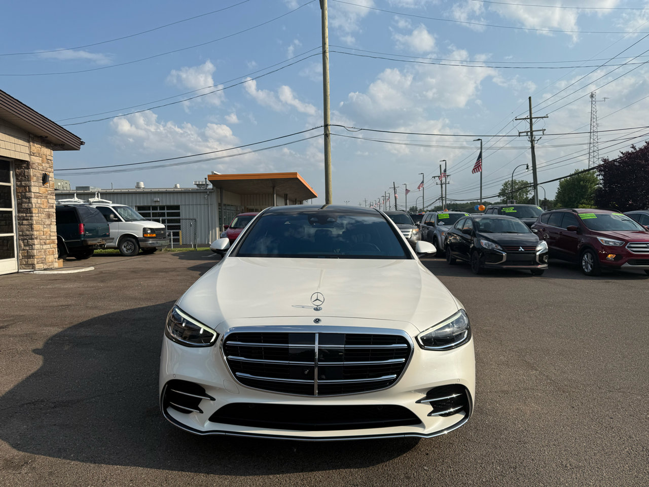 Used 2021 Mercedes-Benz S 580 4MATIC Sedan image 3