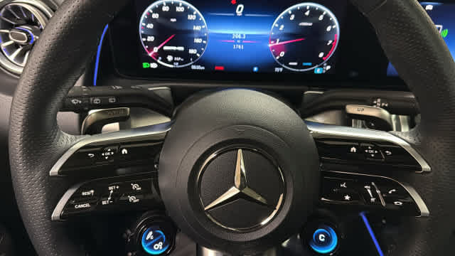 Certified 2026 Mercedes-Benz GLB 35 AMG 4MATIC image 19