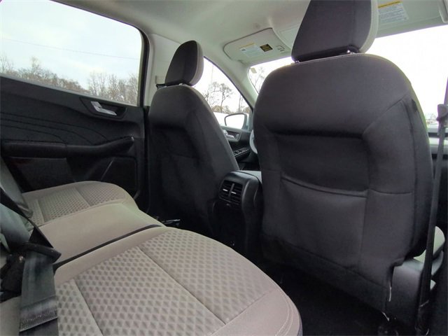Used 2021 Ford Escape SE image 30