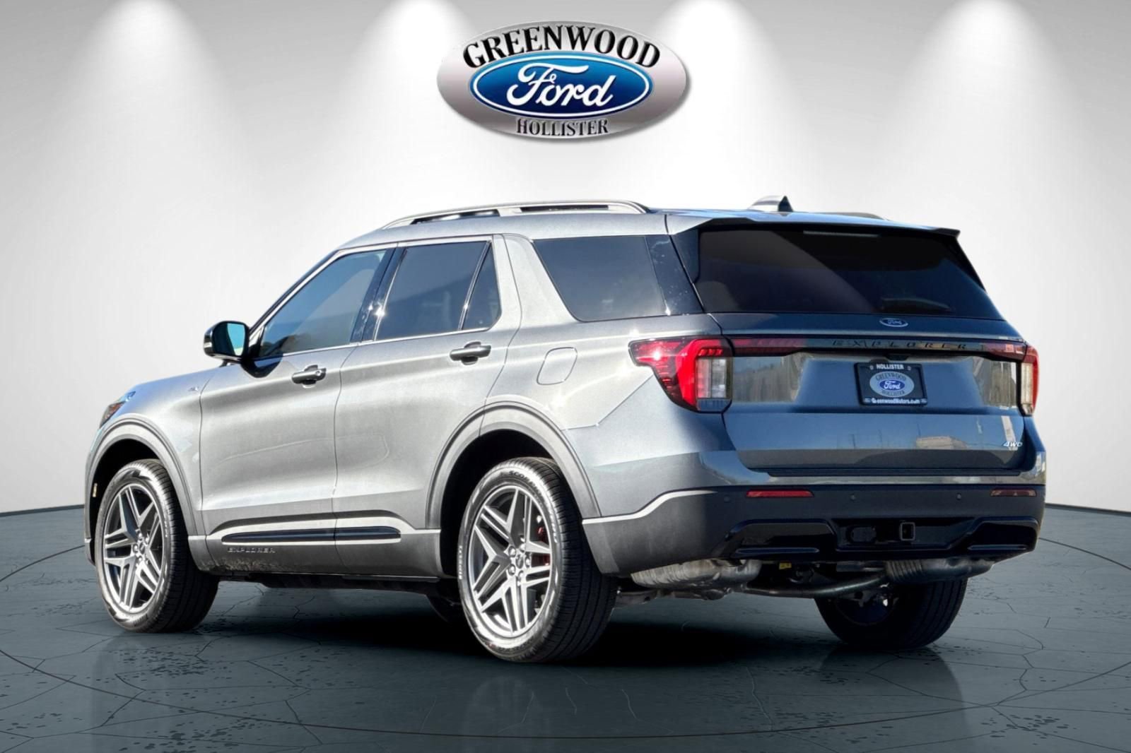 New 2026 Ford Explorer ST-Line w/ ST-Line Street Pack image 6