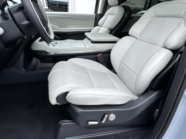 New 2026 Lincoln Navigator Reserve AWD/4WD image 20