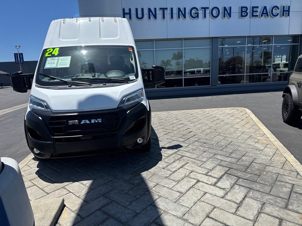 Used 2024 RAM ProMaster 3500 w/ Delivery Van Package FWD image 25