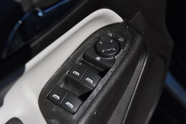 Used 2024 Chevrolet Equinox LS w/ Driver Confidence II Package FWD image 8