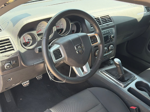 Used 2013 Dodge Challenger R/T RWD image 12