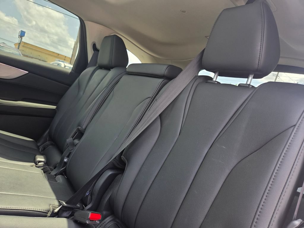 Used 2025 Acura MDX FWD image 25
