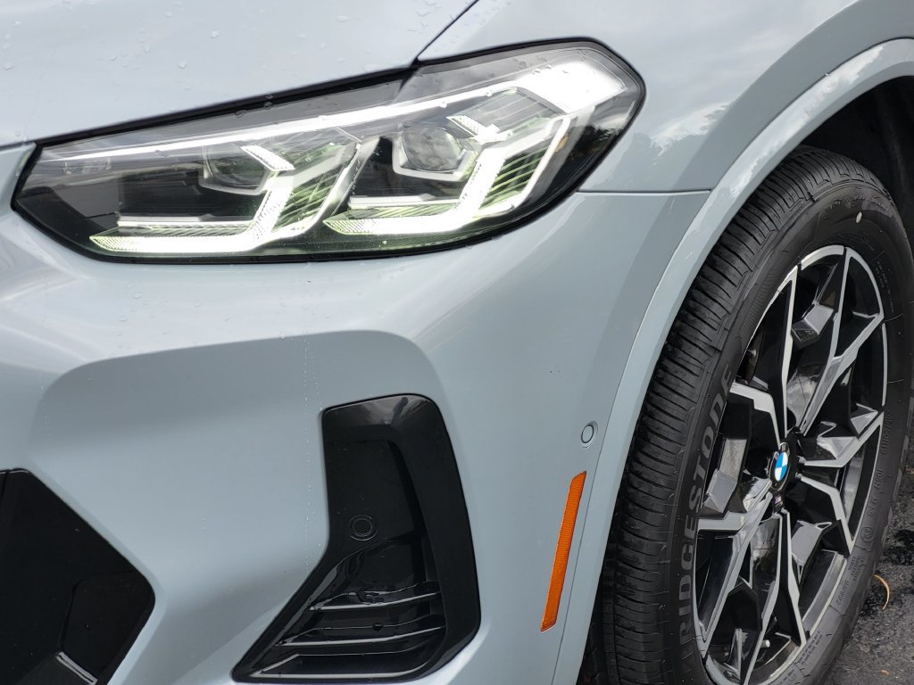 Used 2023 BMW X3 xDrive30i w/ M Sport Package AWD/4WD image 6