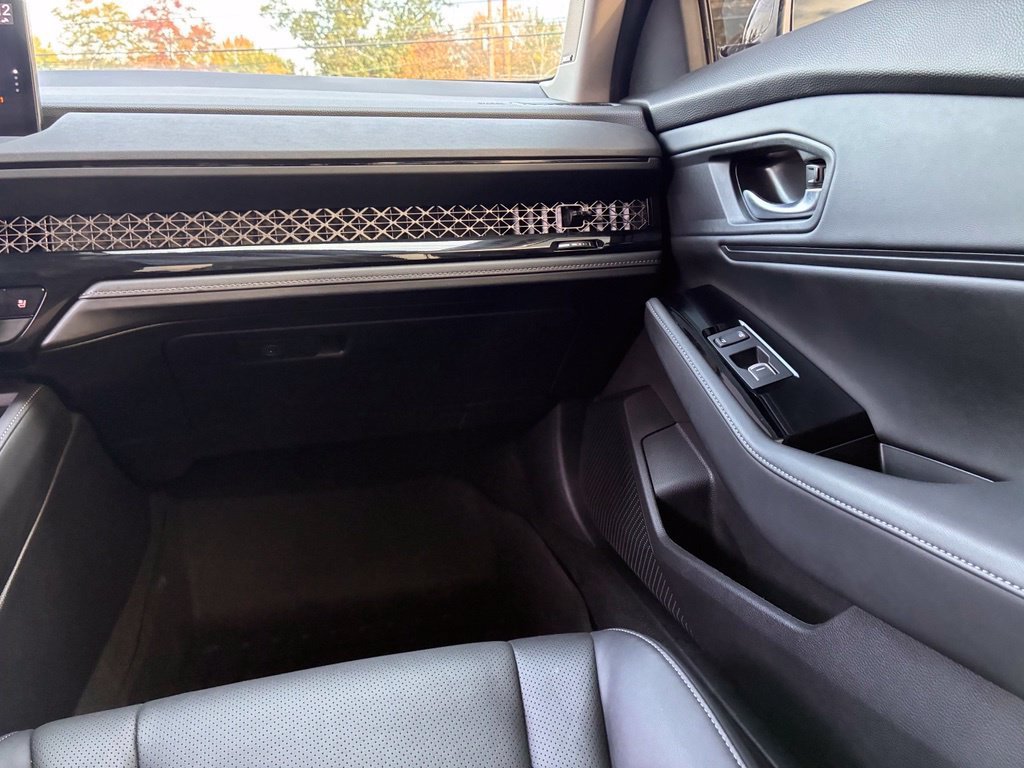 Used 2025 Honda Accord Touring image 37