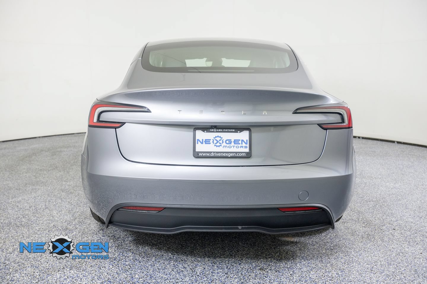 Used 2025 Tesla Model 3 Long Range RWD image 7