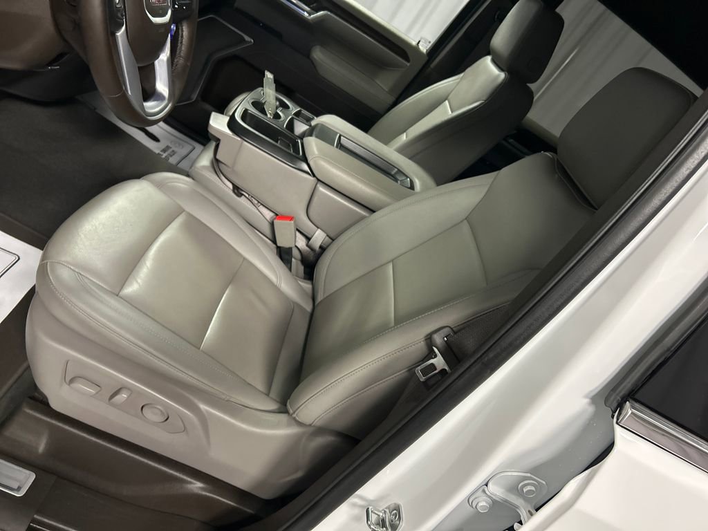 Used 2025 GMC Sierra 1500 SLT image 12