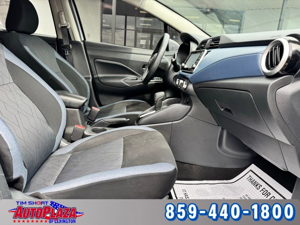 Used 2025 Nissan Versa SV FWD image 21