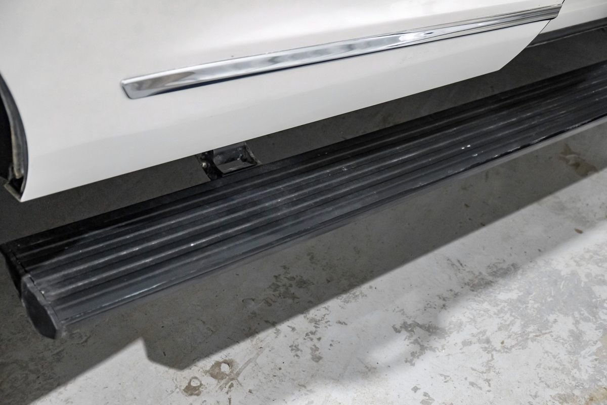 Used 2021 Lincoln Navigator L Black Label w/ Cargo Convenience Package image 57