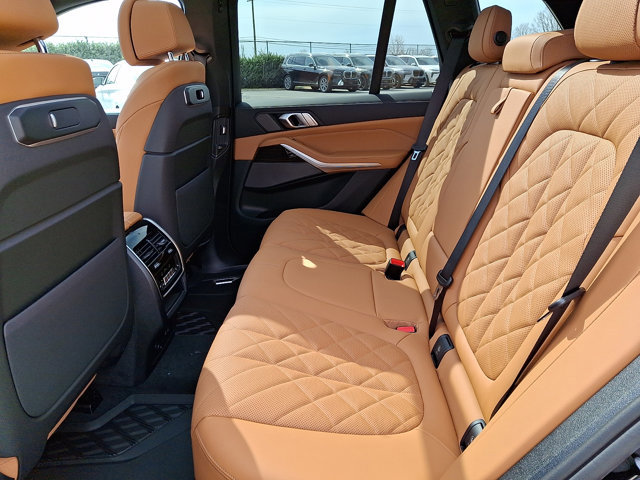 New 2026 BMW X5 xDrive40i w/ Climate Comfort Package image 5
