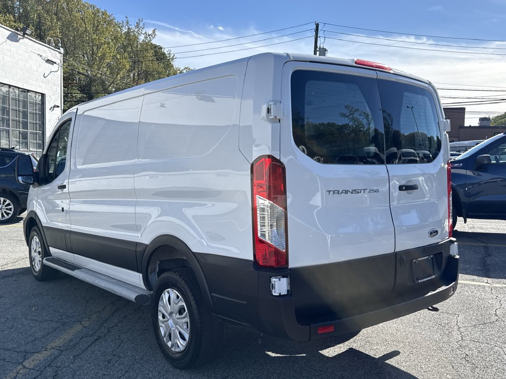 Used 2025 Ford Transit 250 Low Roof w/ Exterior Upgrade Package RWD image 6