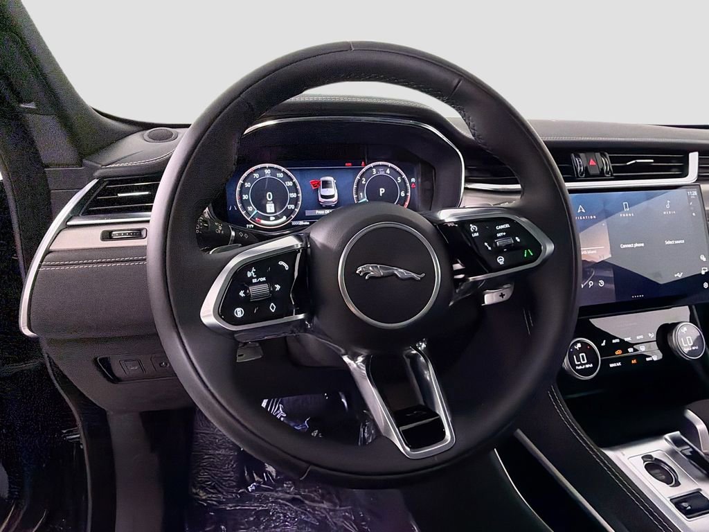 New 2026 Jaguar F-PACE R-Dynamic S AWD/4WD image 11