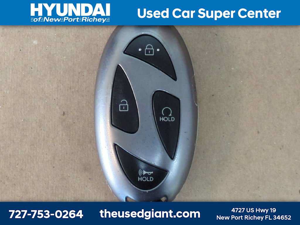 Used 2025 Hyundai Santa Cruz SEL FWD image 31