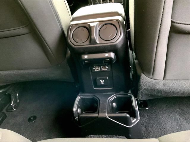 Used 2021 Jeep Gladiator Overland w/ Safety Group AWD/4WD image 26