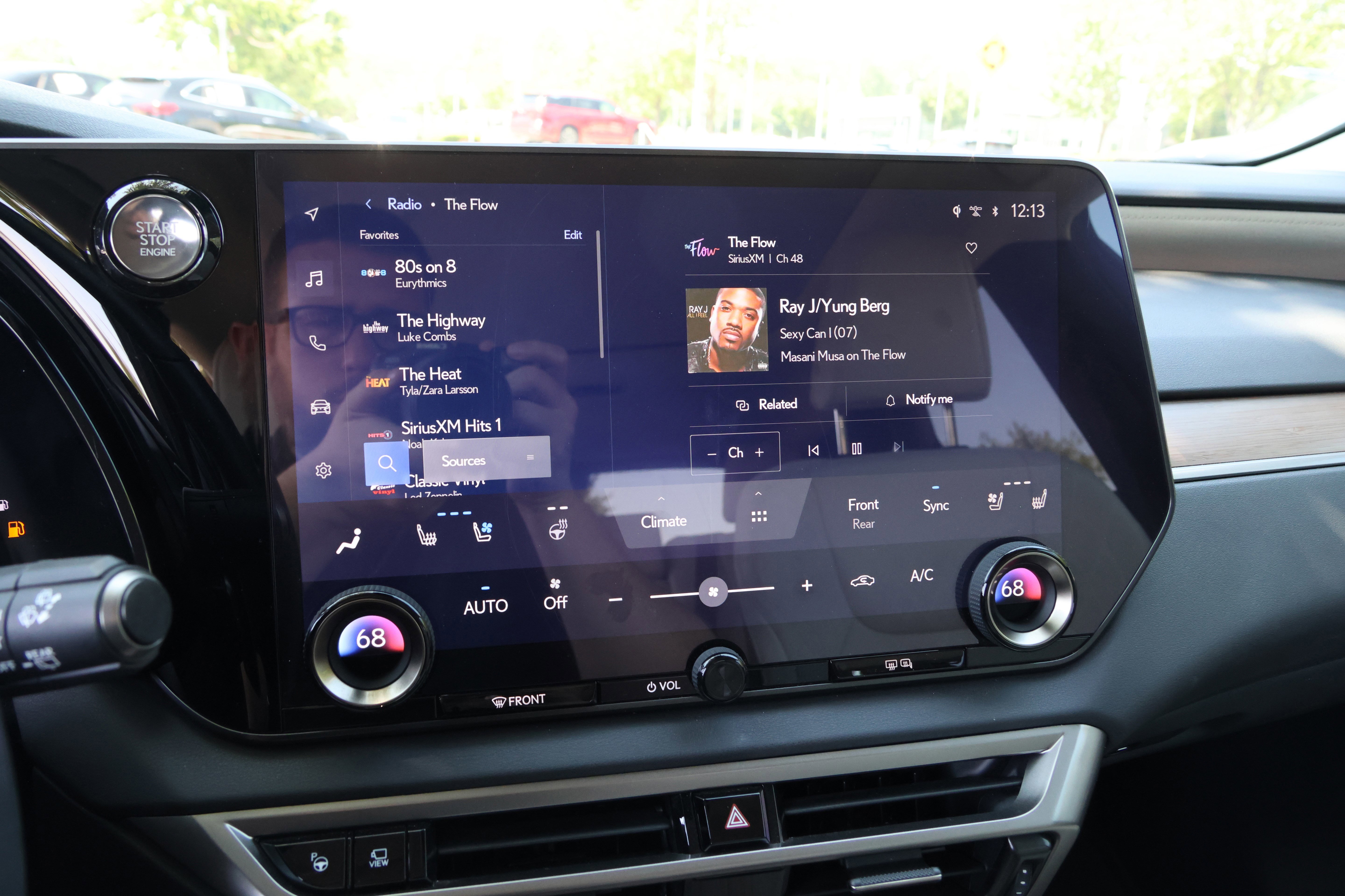 Used 2023 Lexus RX 350 FWD w/ Cold Area Package image 25