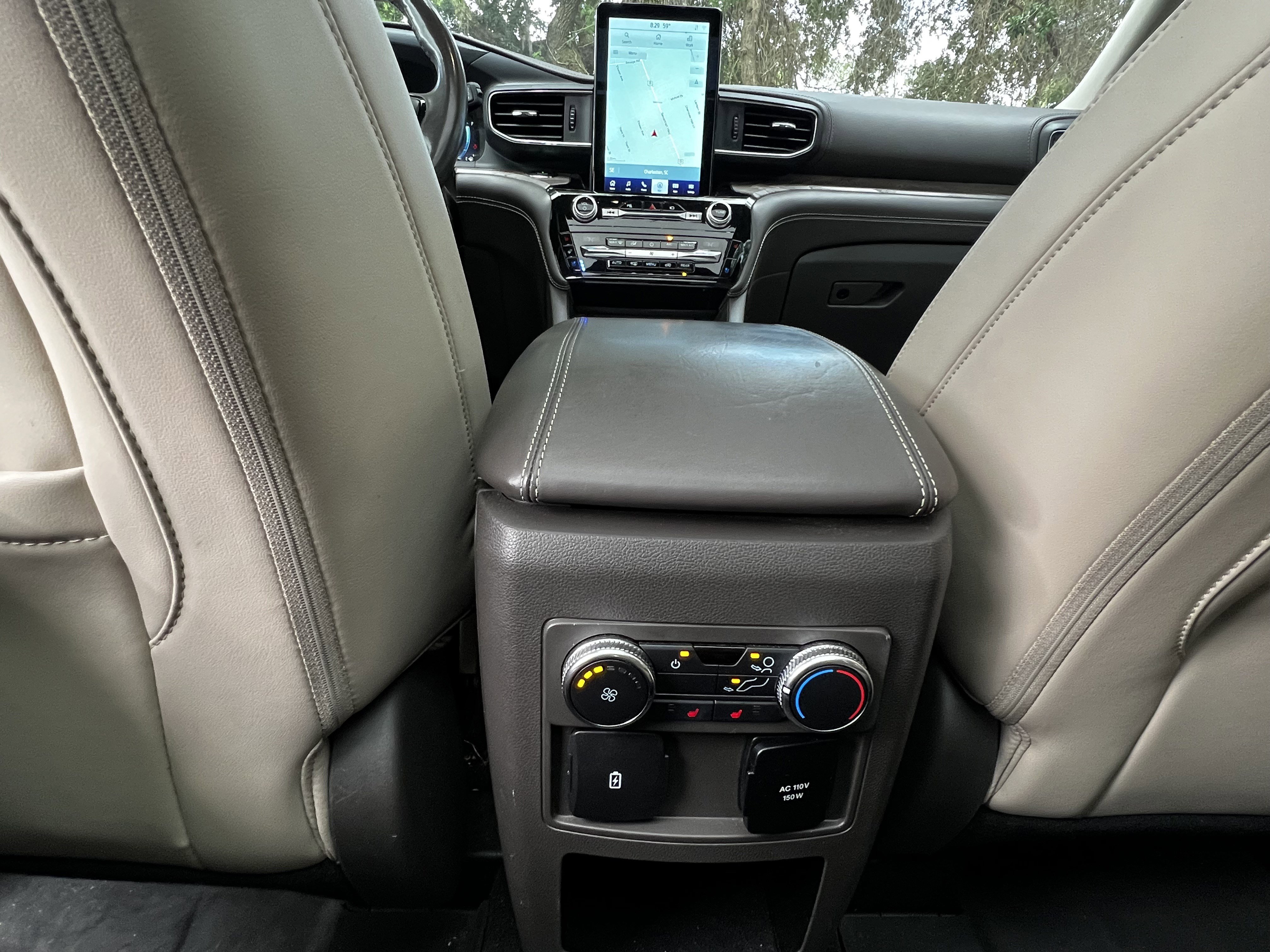 Used 2021 Ford Explorer Platinum w/ Equipment Group 601A AWD/4WD image 39