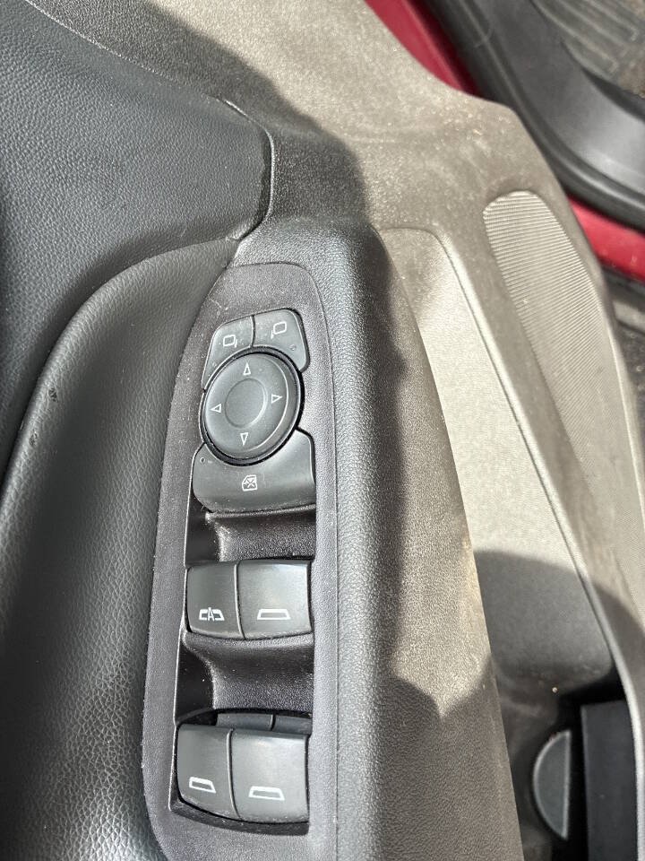 Used 2018 Chevrolet Equinox LT FWD image 21