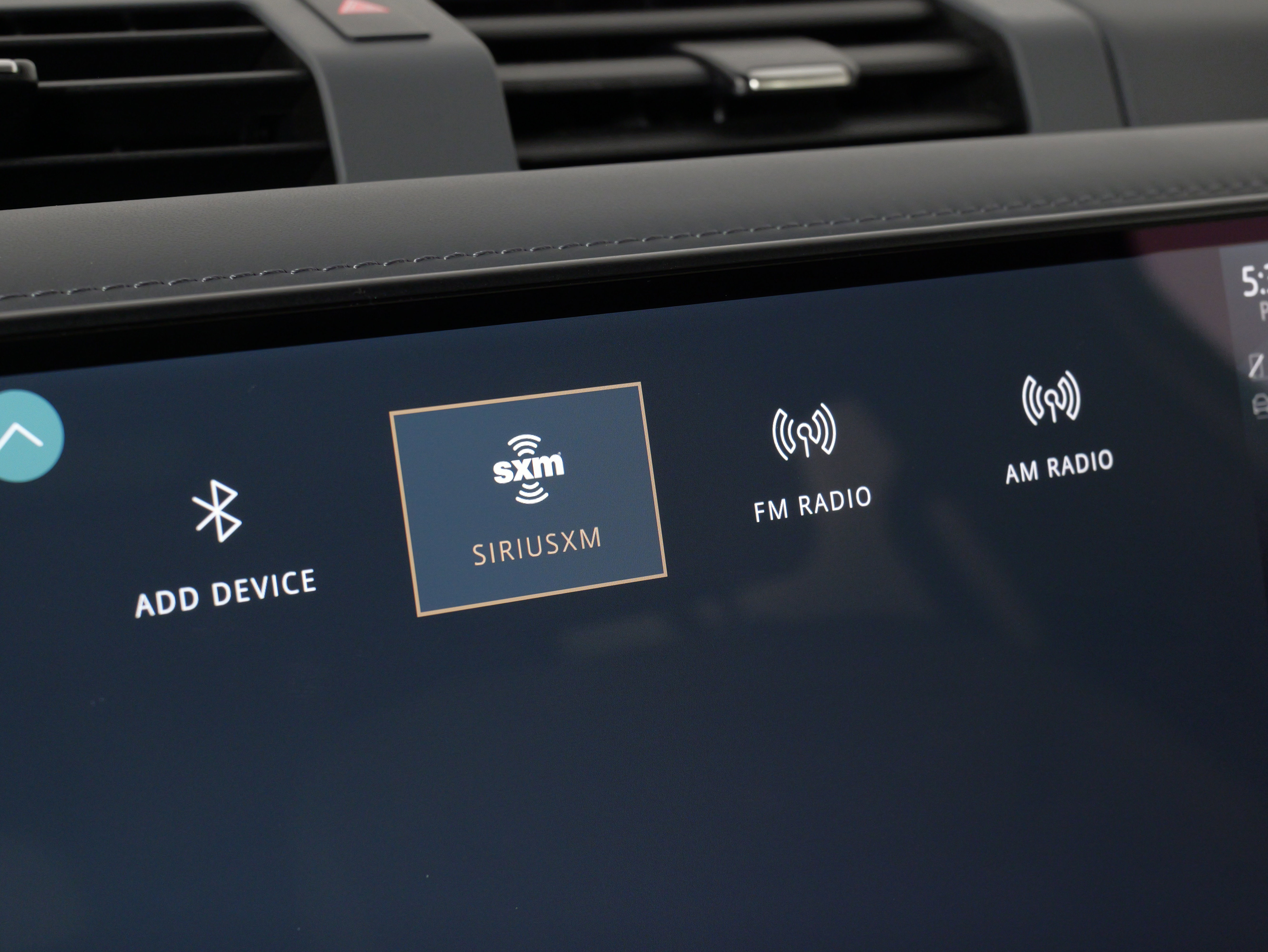 Used 2023 Land Rover Defender 130 S image 55