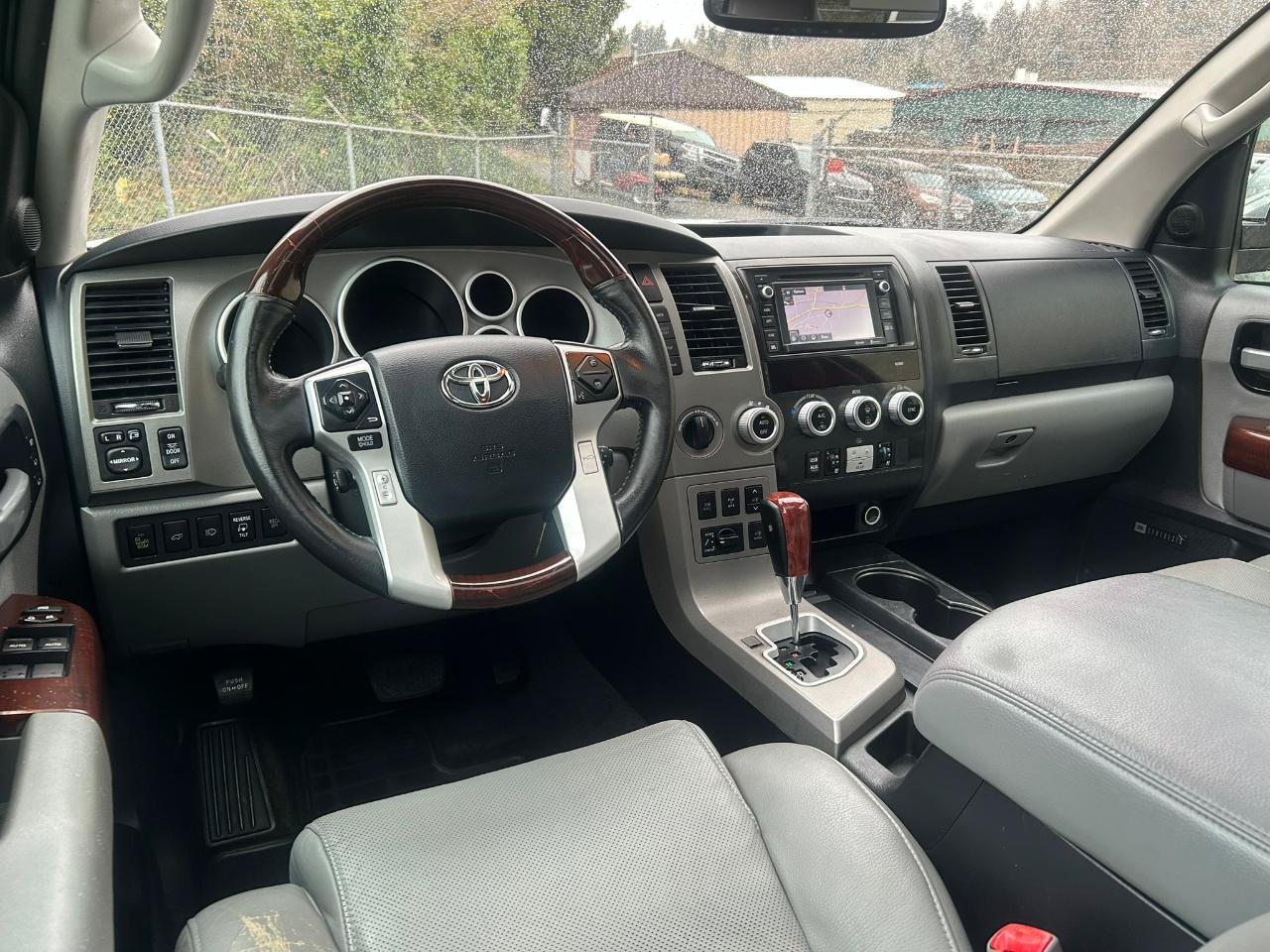 Used 2014 Toyota Sequoia Platinum AWD/4WD image 16