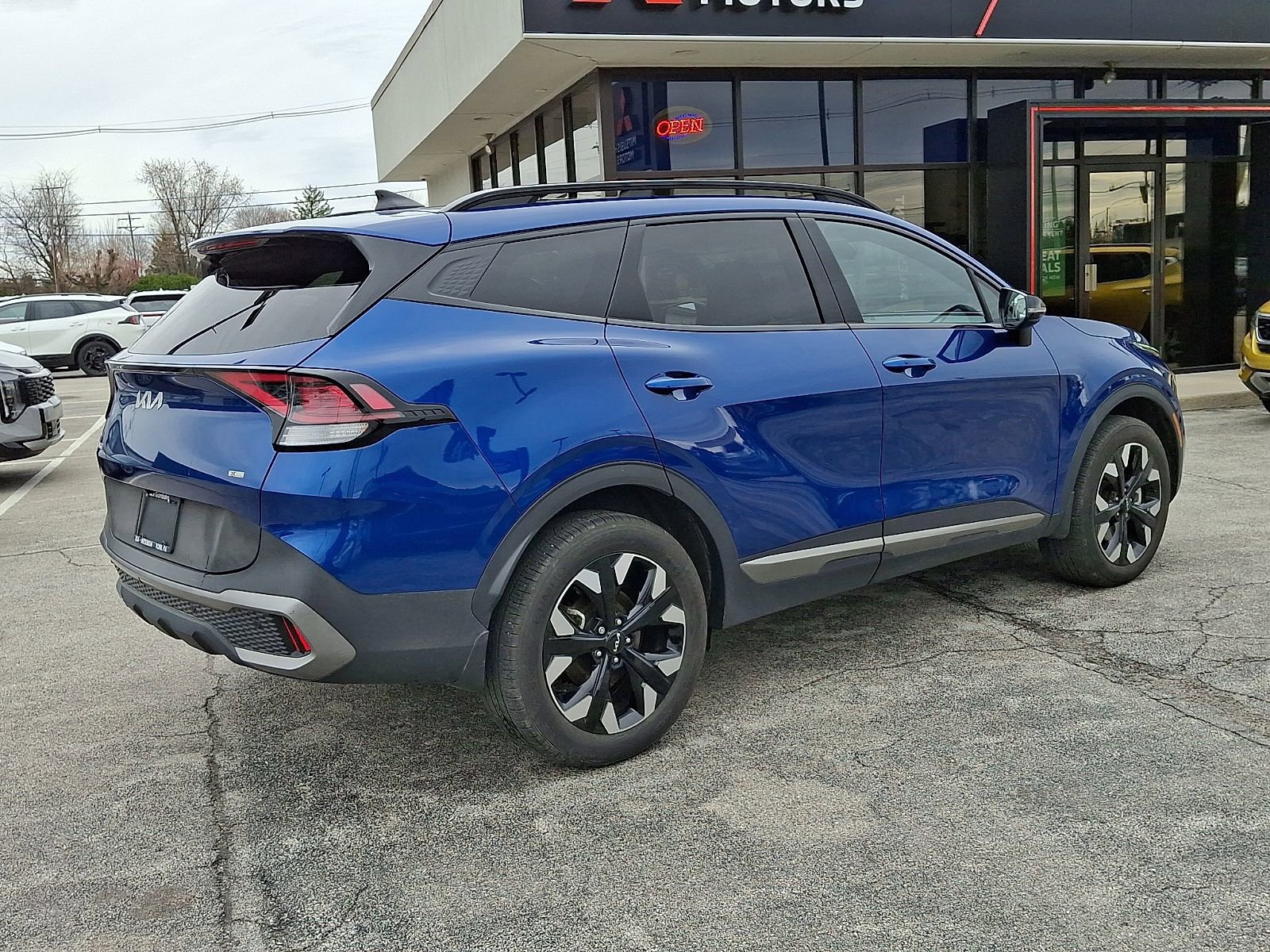 Used 2023 Kia Sportage X-Line w/ X-Line Premium Package image 7