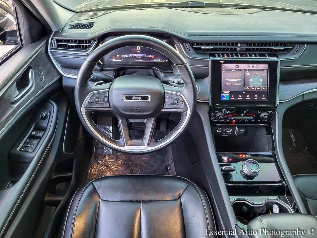 Used 2022 Jeep Grand Cherokee L Limited w/ Trailer Tow Group (B) image 16