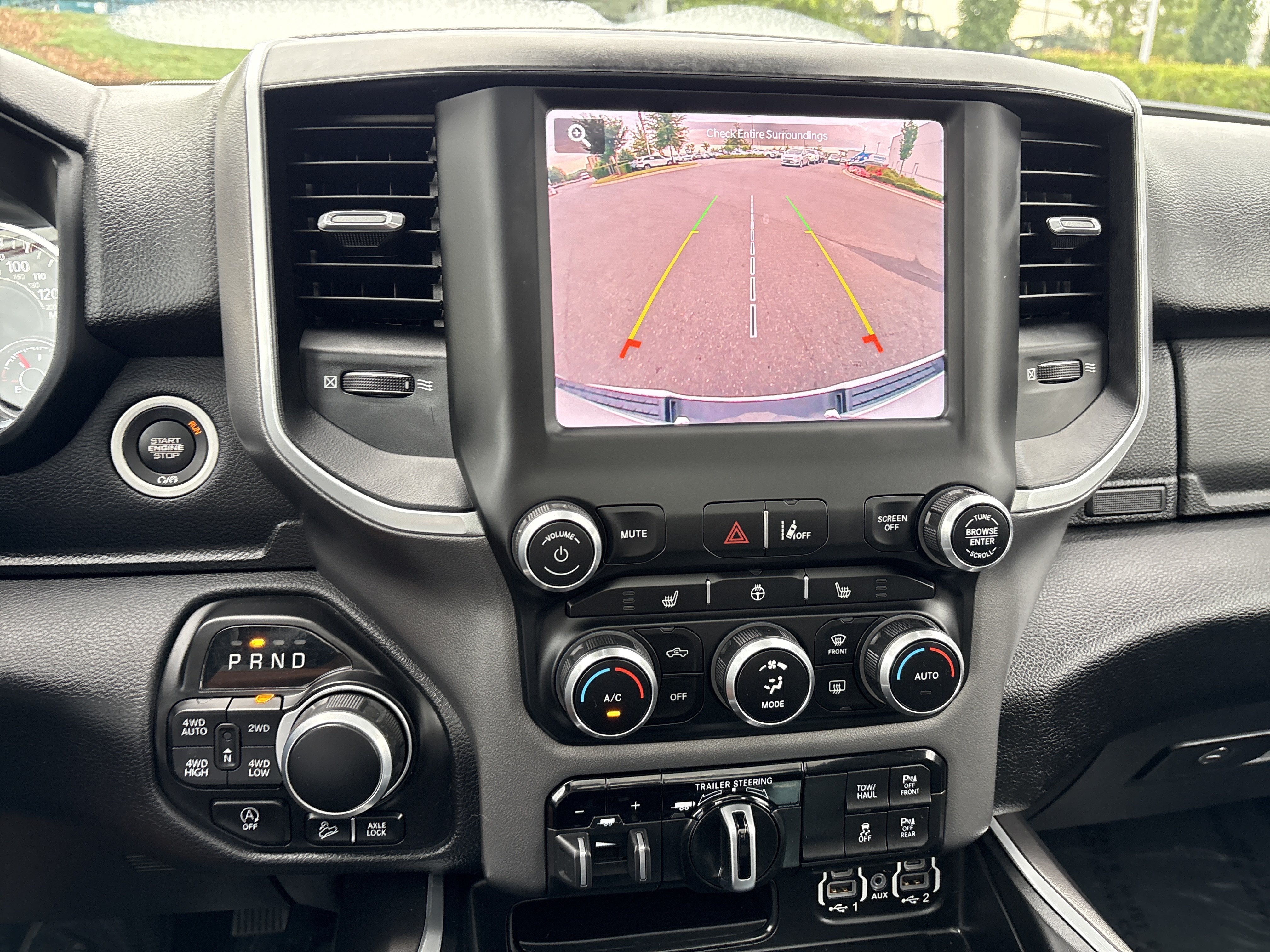 Used 2022 RAM 1500 Big Horn AWD/4WD image 30