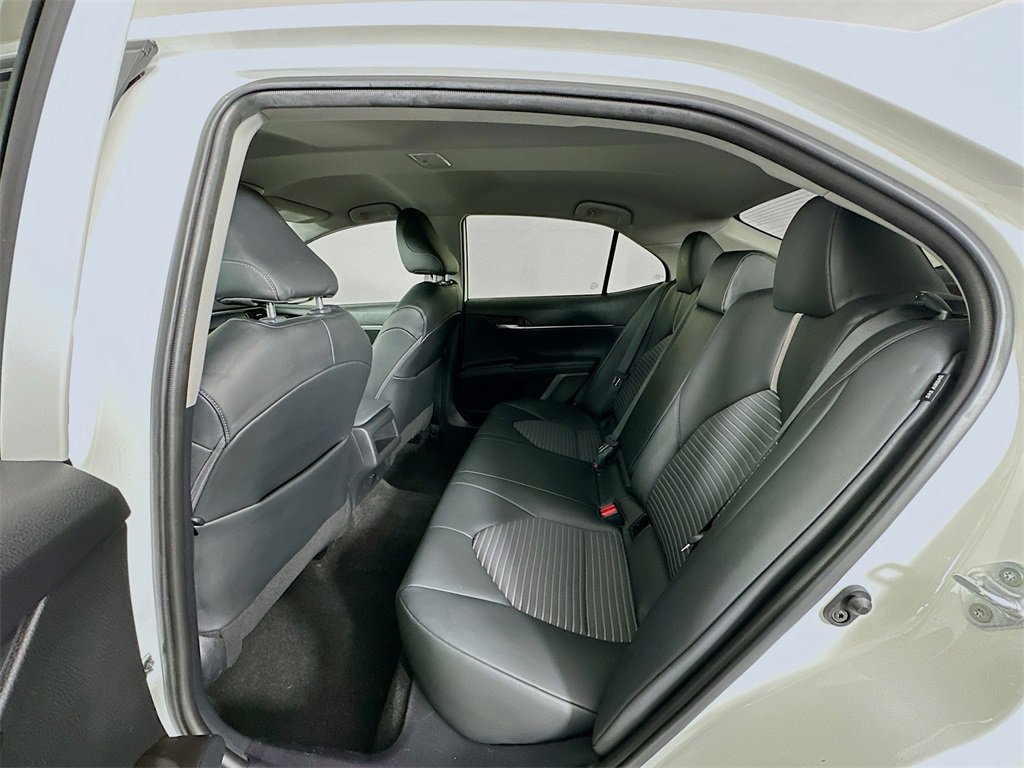 Used 2023 Toyota Camry SE image 21