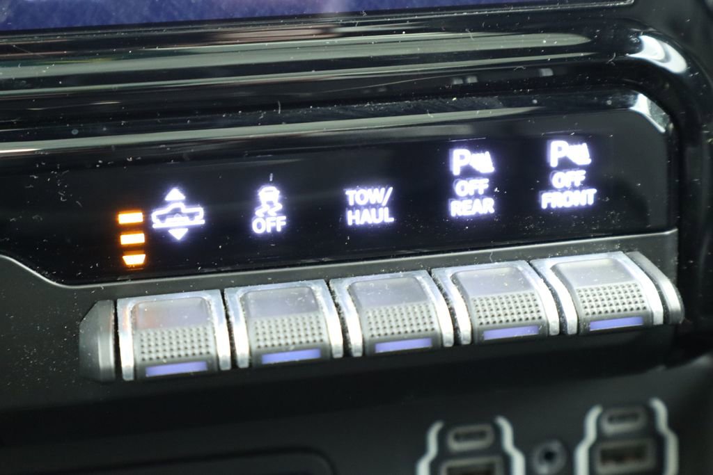 Used 2019 RAM 1500 Limited AWD/4WD image 47