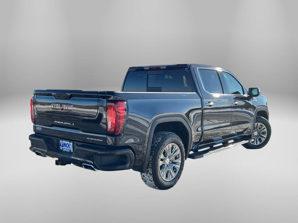 Used 2024 GMC Sierra 1500 Denali AWD/4WD image 4