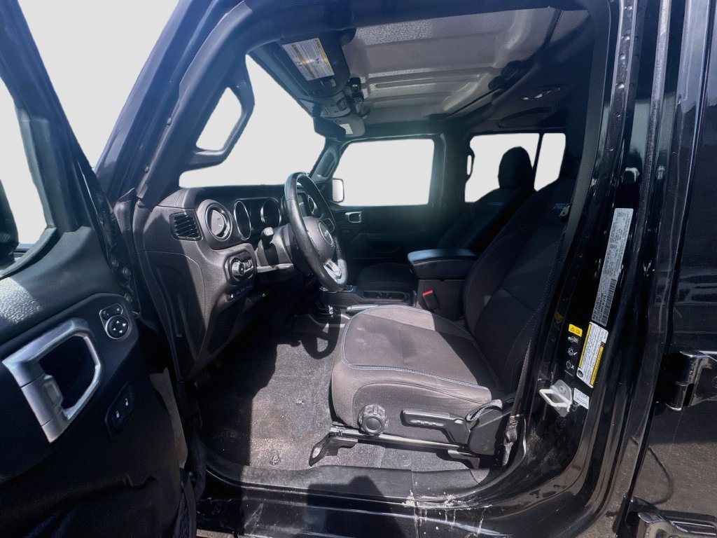 Certified 2022 Jeep Wrangler Unlimited Rubicon 4xe w/ Cold Weather Group AWD/4WD image 23