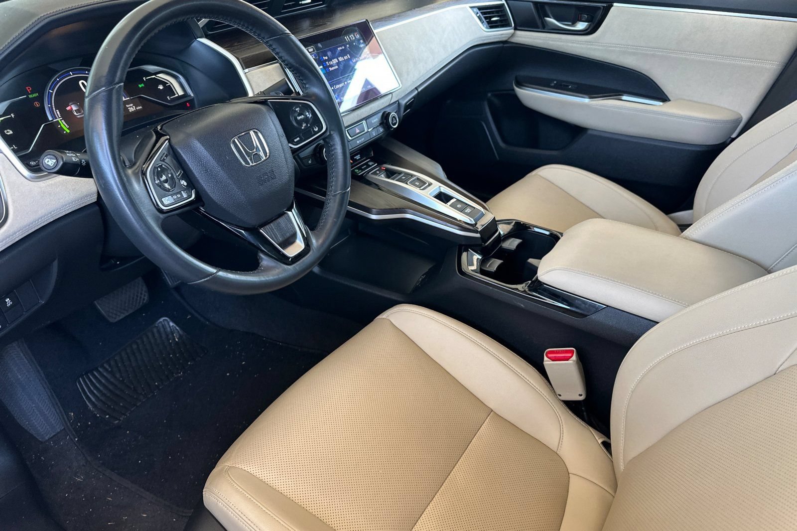 Used 2020 Honda Clarity Touring image 10