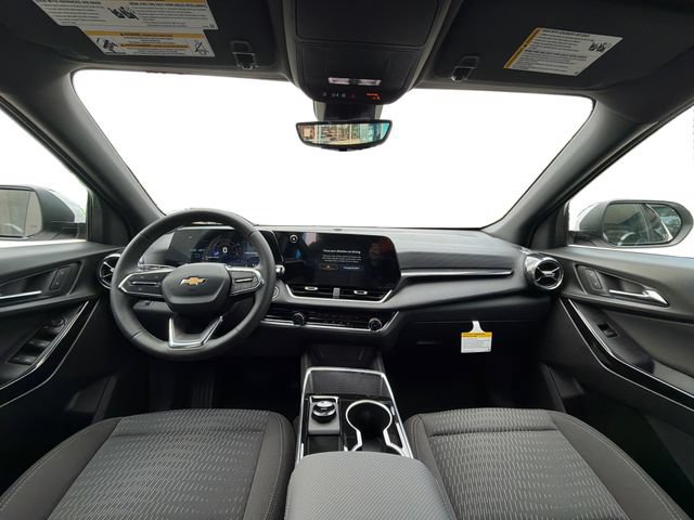 New 2026 Chevrolet Equinox LT w/ Safety and Technology Package FWD image 13