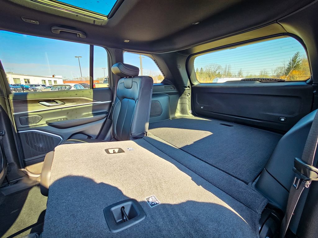 New 2026 Jeep Grand Cherokee Limited image 39
