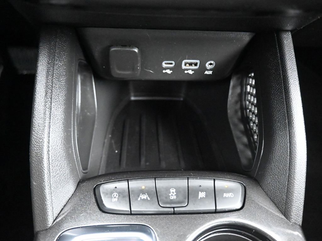 Used 2023 Chevrolet TrailBlazer RS w/ Convenience Package AWD/4WD image 20