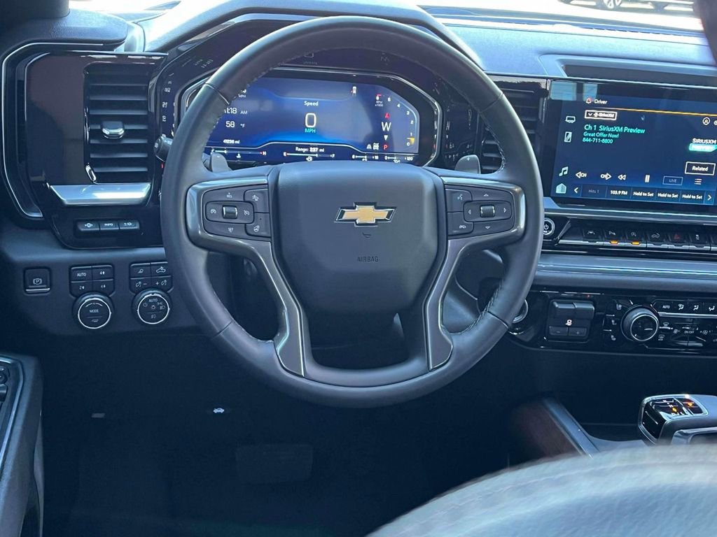 Certified 2023 Chevrolet Silverado 1500 High Country w/ Technology Package image 13