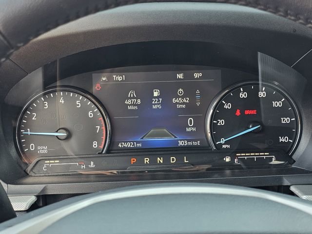 Certified 2022 Ford Explorer XLT w/ Equipment Group 202A image 11