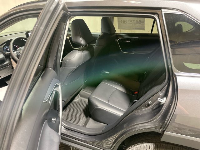Used 2025 Toyota RAV4 XLE Premium w/ Weather Package AWD/4WD image 25