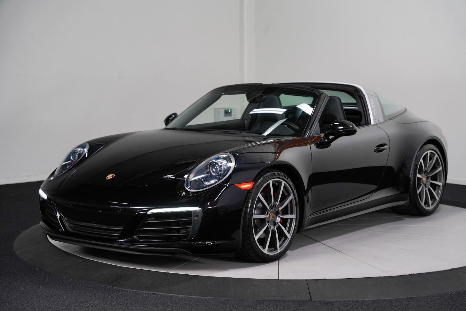 Used 2017 Porsche 911 Targa 4S AWD/4WD image 7