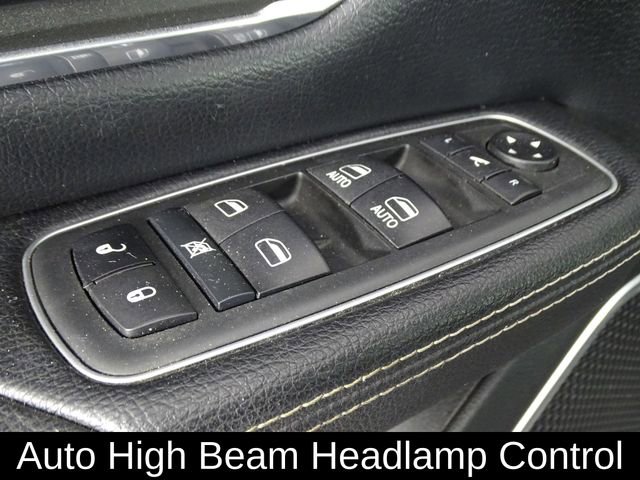 Used 2020 RAM 1500 Laramie AWD/4WD image 17