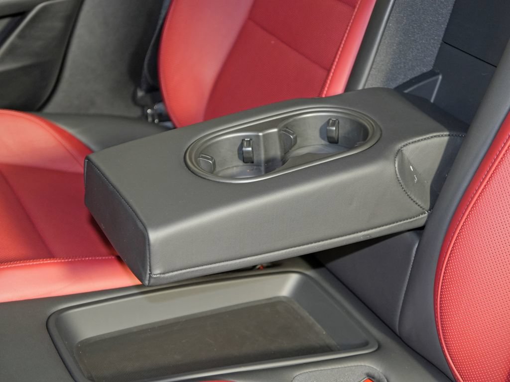 Certified 2022 Porsche Taycan 4S AWD/4WD image 41