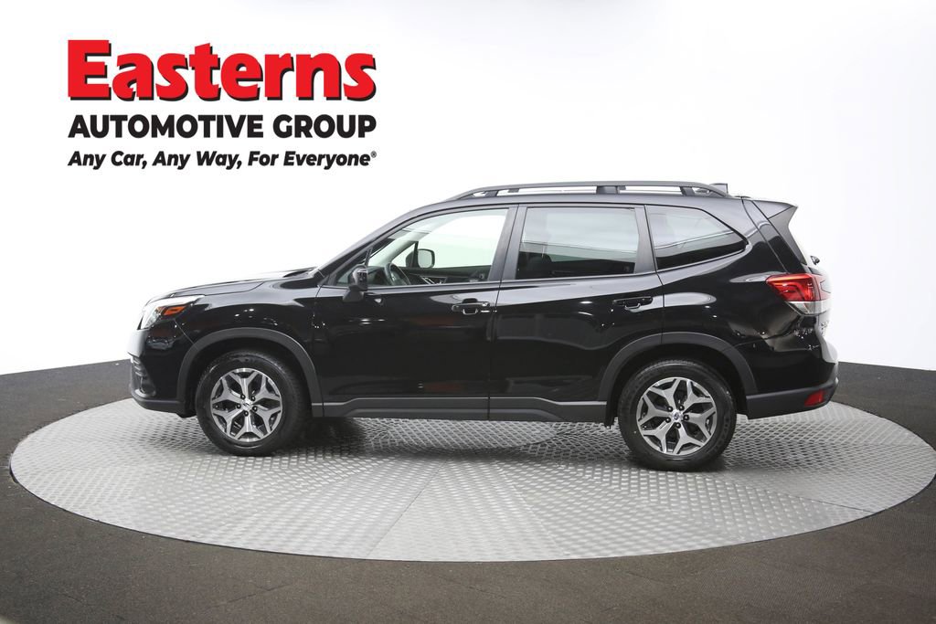 Used 2023 Subaru Forester Premium image 65