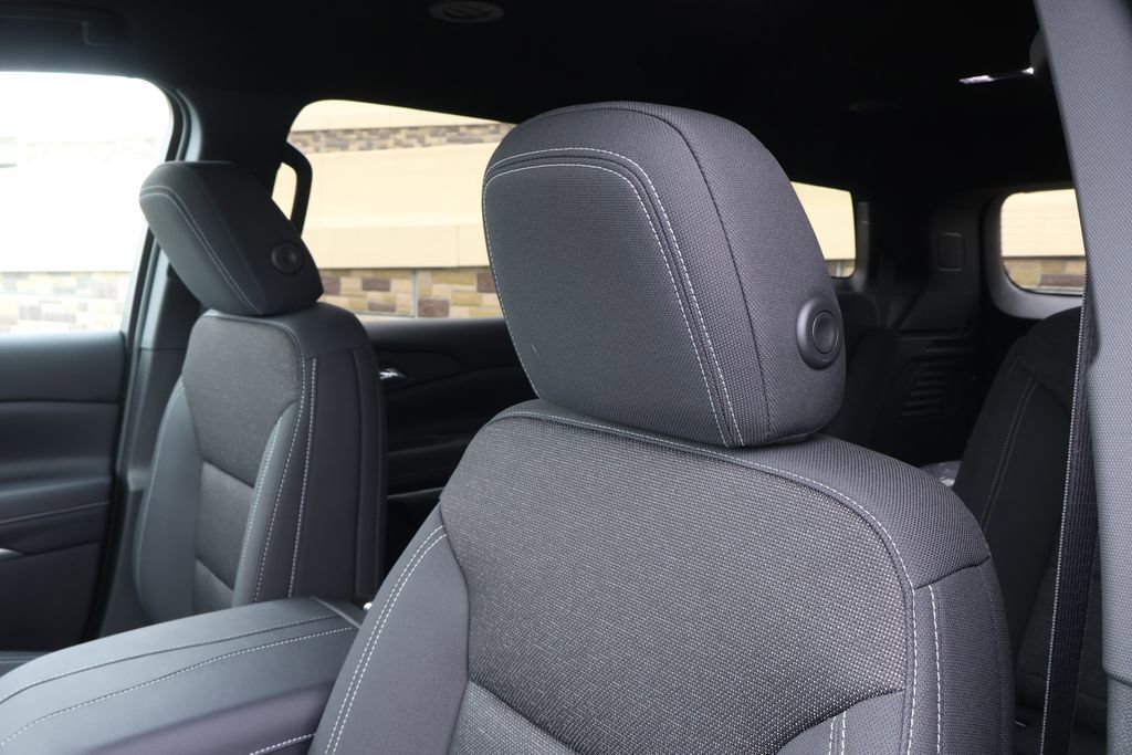 New 2026 Chevrolet Traverse LT w/ Driver Confidence Package FWD image 15