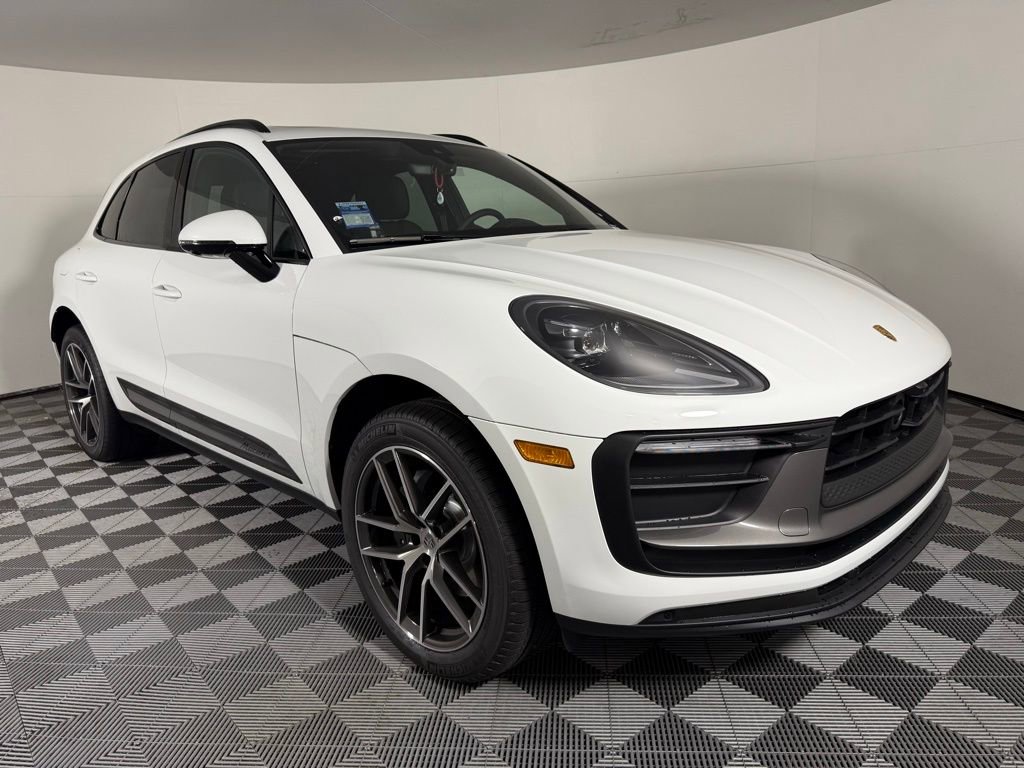 New 2025 Porsche Macan Turbo image 9