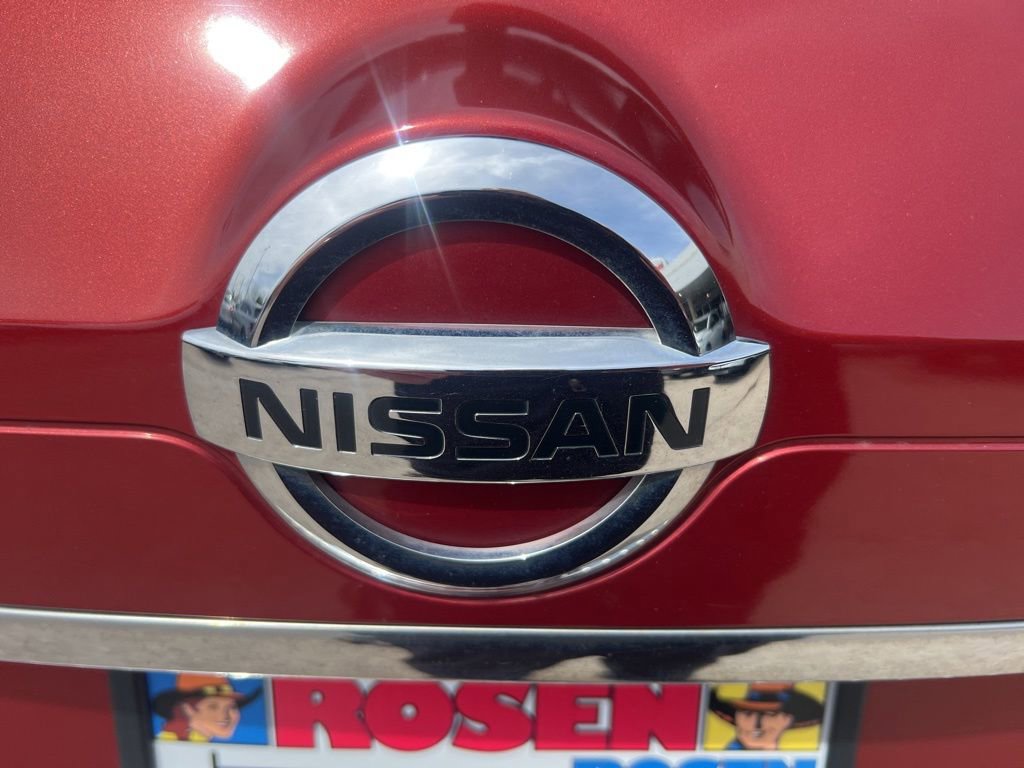 Used 2016 Nissan Rogue SV AWD/4WD image 29