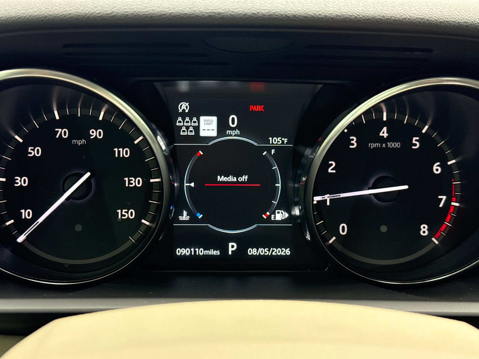 Used 2019 Land Rover Discovery SE AWD/4WD image 22