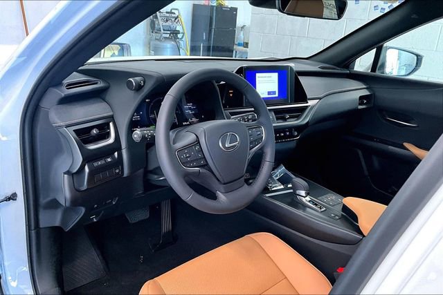 New 2026 Lexus UX 300h AWD image 6
