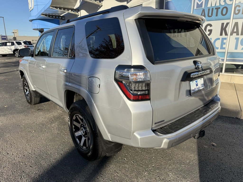 Used 2024 Toyota 4Runner TRD Off-Road image 12