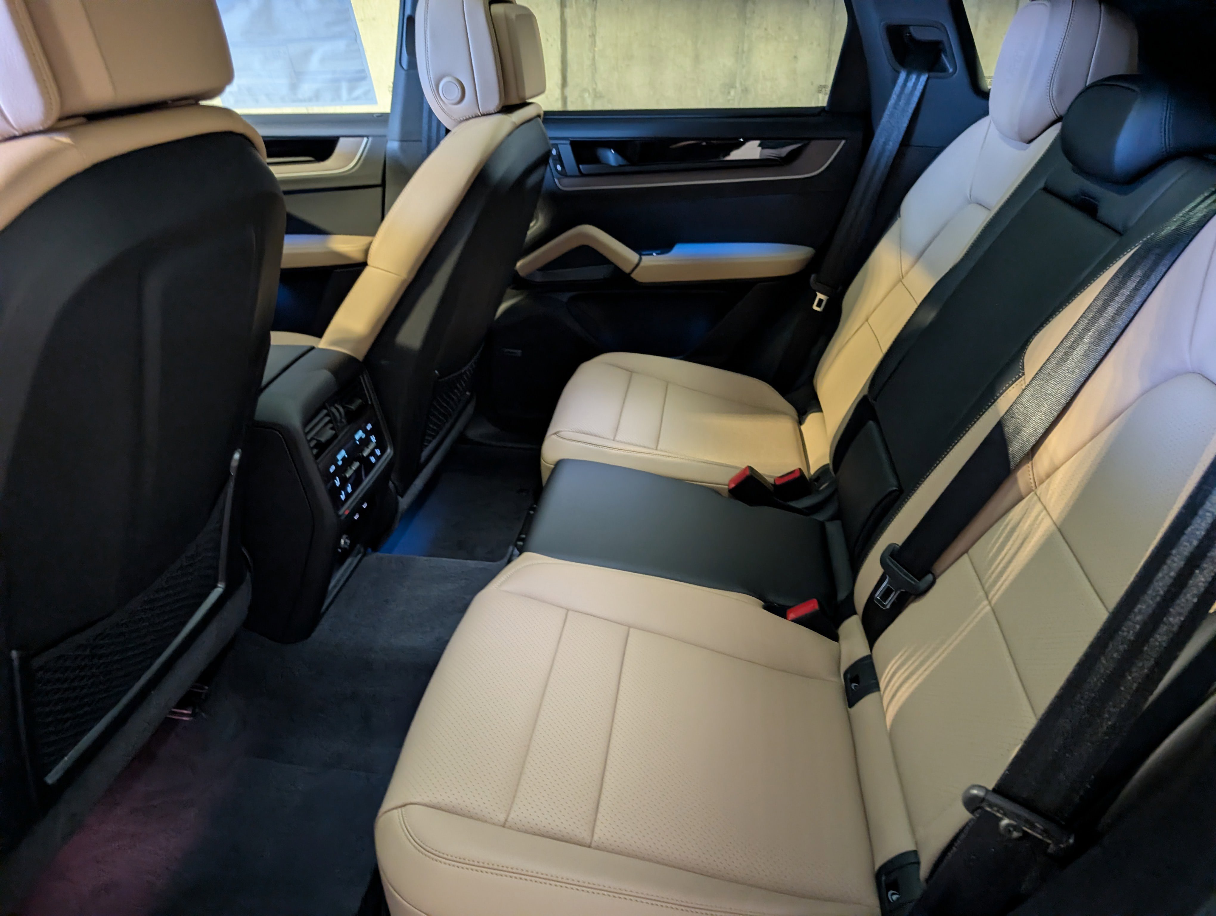 New 2026 Porsche Cayenne S image 24